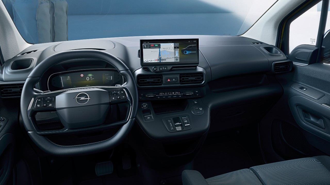 Інтер’єр салону нового Opel Combo Cargo Electric